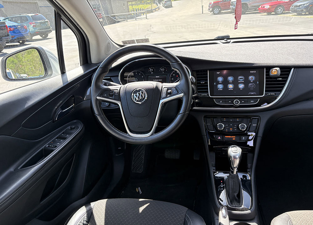 Used 2017 Buick Encore Preferred w/ Experience Buick Package AWD/4WD image 5