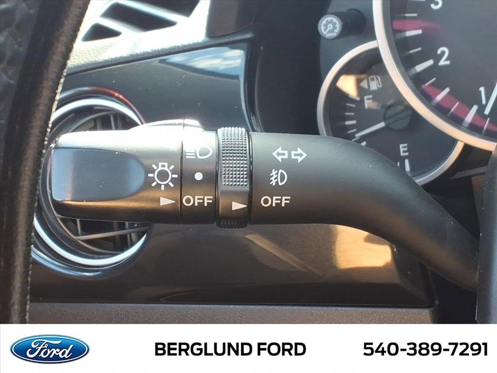Used 2015 MAZDA MX-5 Miata Grand Touring RWD image 28