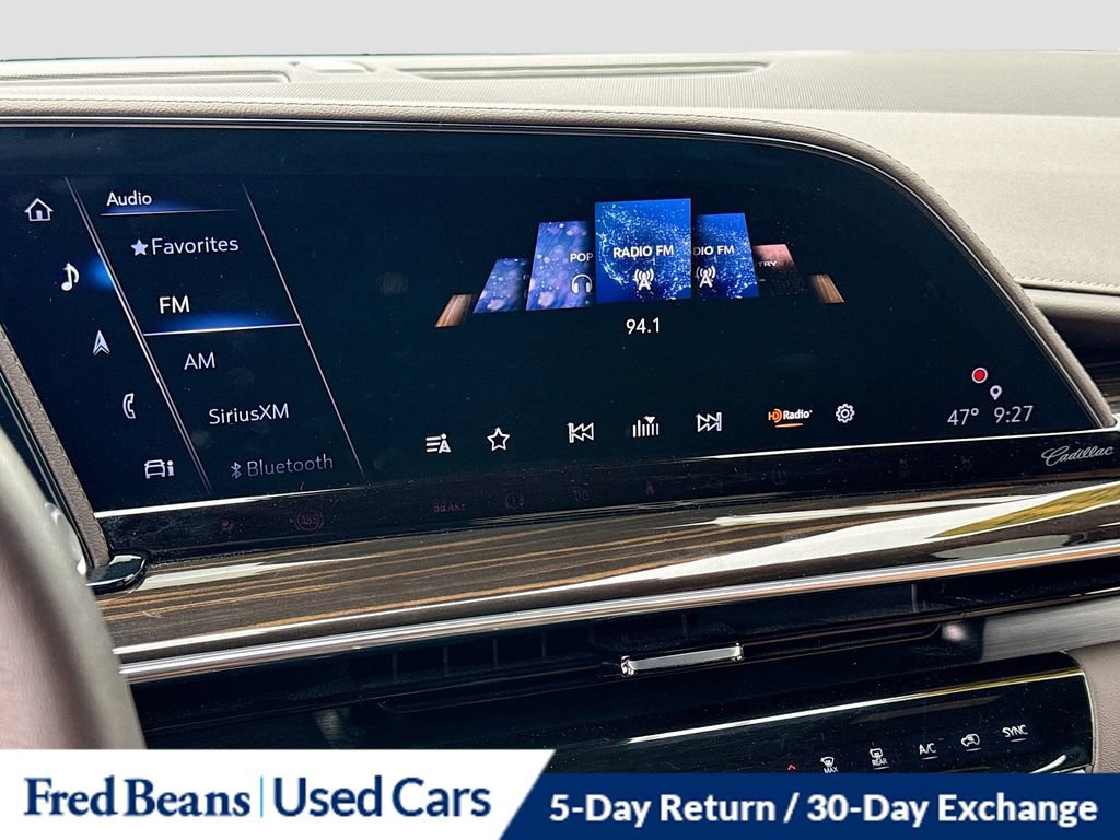 Used 2023 Cadillac Escalade Premium Luxury w/ LPO, Radiant Package AWD/4WD image 17