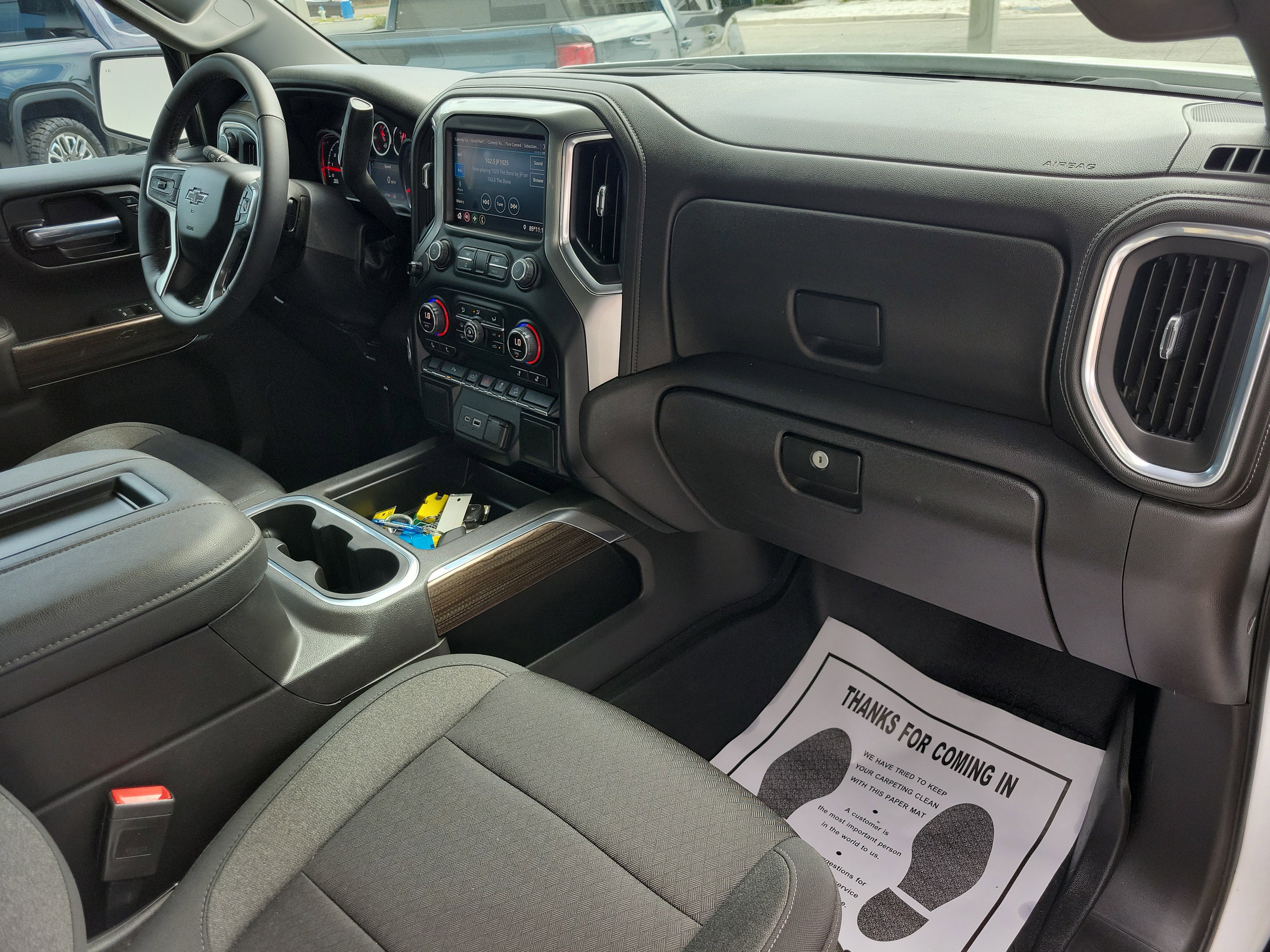 Certified 2022 Chevrolet Silverado 1500 LT Trail Boss w/ Safety Package AWD/4WD image 11