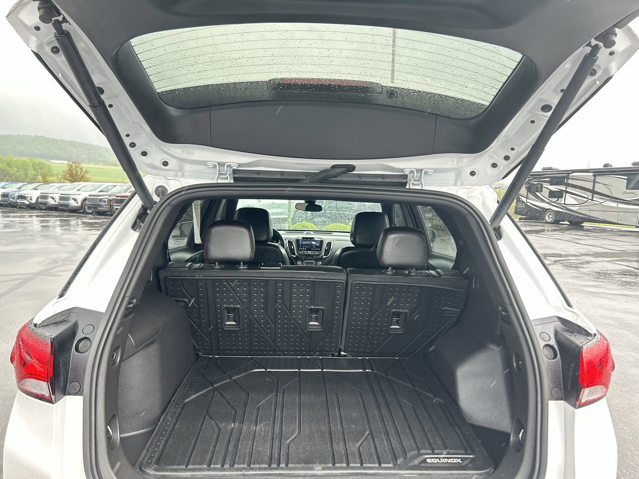 Used 2024 Chevrolet Equinox RS AWD/4WD image 19