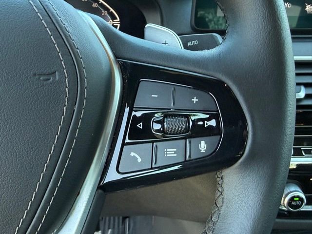 Certified 2023 BMW 530e w/ Premium Package image 26