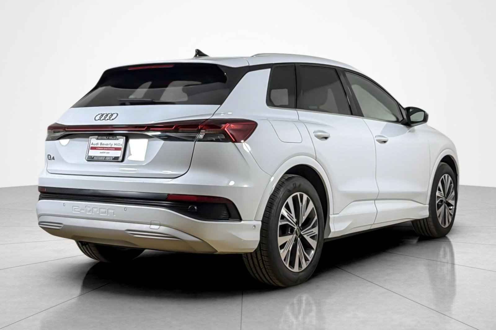 Certified 2023 Audi Q4 e-tron Premium Plus w/ Premium Plus RWD image 5