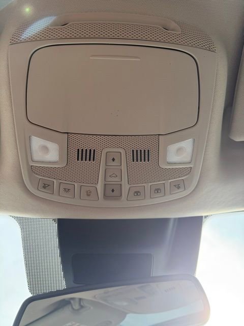 Used 2021 Ford Expedition XLT image 17