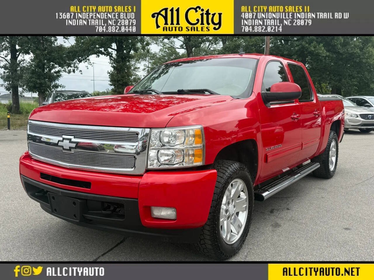 Used 2011 Chevrolet Silverado 1500 LTZ w/ LTZ Plus Package AWD/4WD image 3