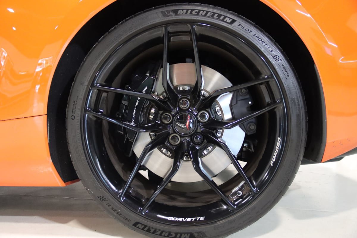 Used 2025 Chevrolet Corvette Z06 RWD image 95