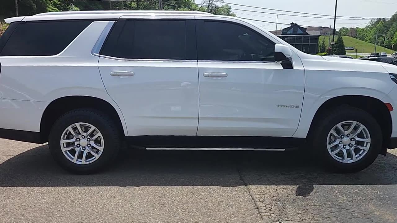 Used 2023 Chevrolet Tahoe LT RWD image 9