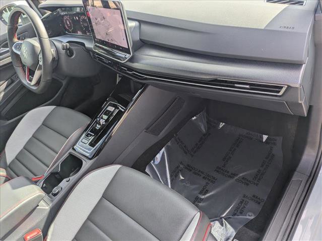 Used 2025 Volkswagen GTI SE image 21