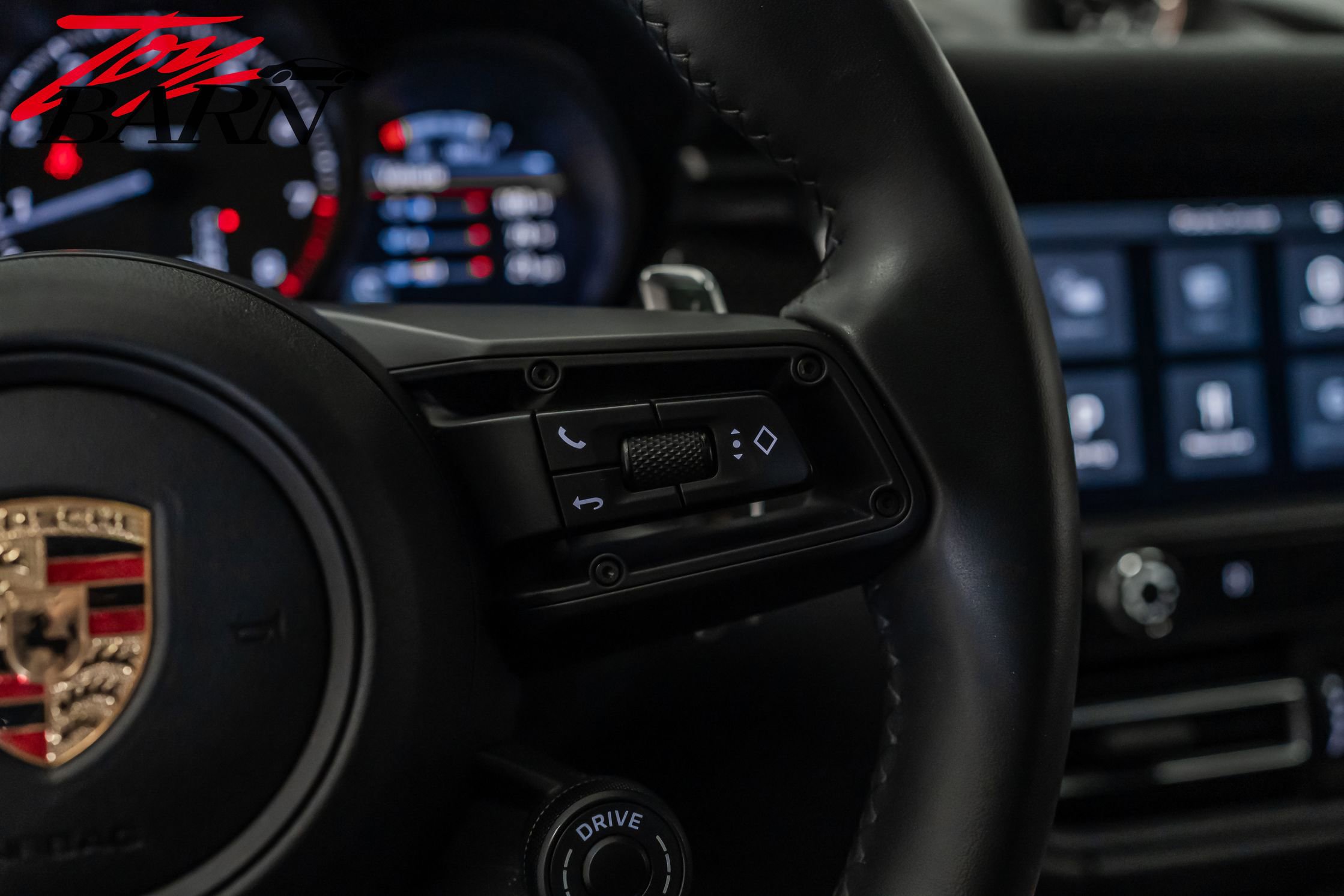 Used 2023 Porsche Macan S image 33