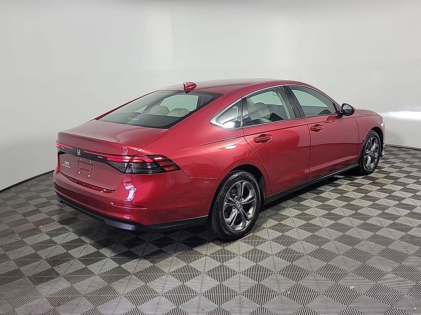 Certified 2024 Honda Accord EX image 4