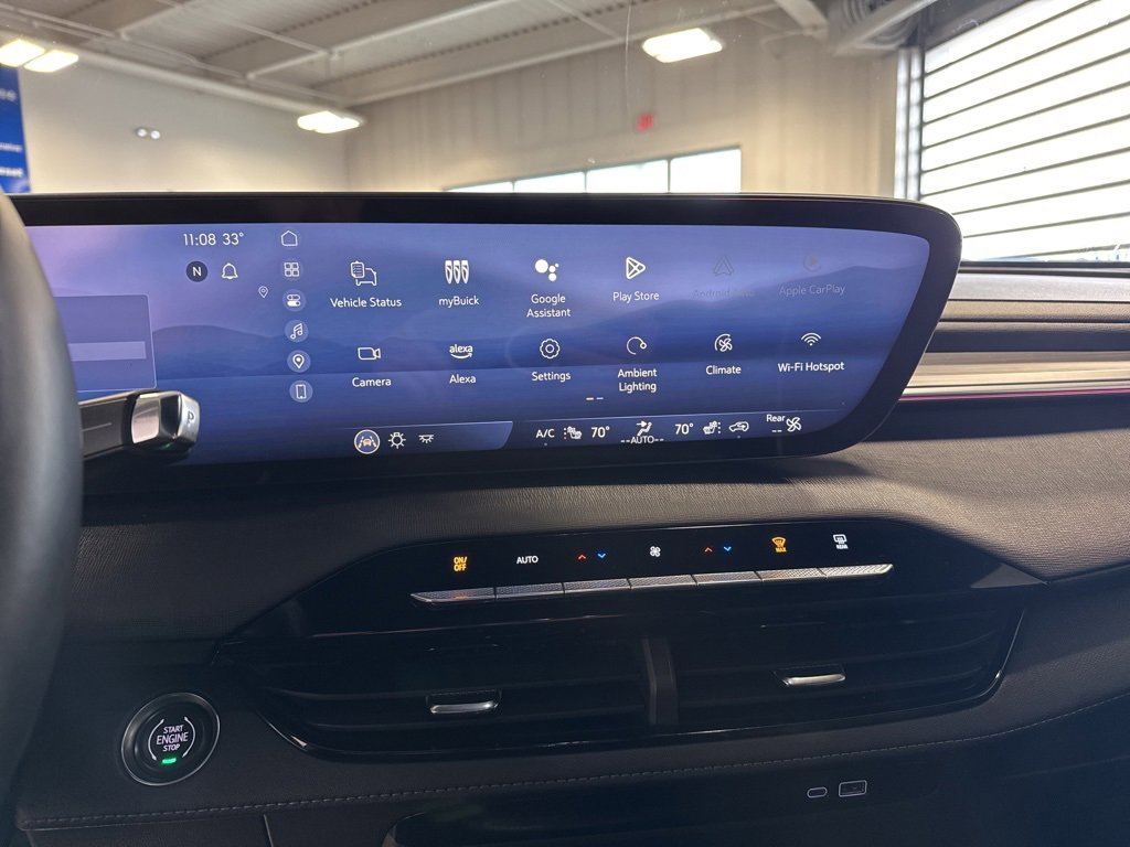 Used 2025 Buick Enclave Preferred image 16