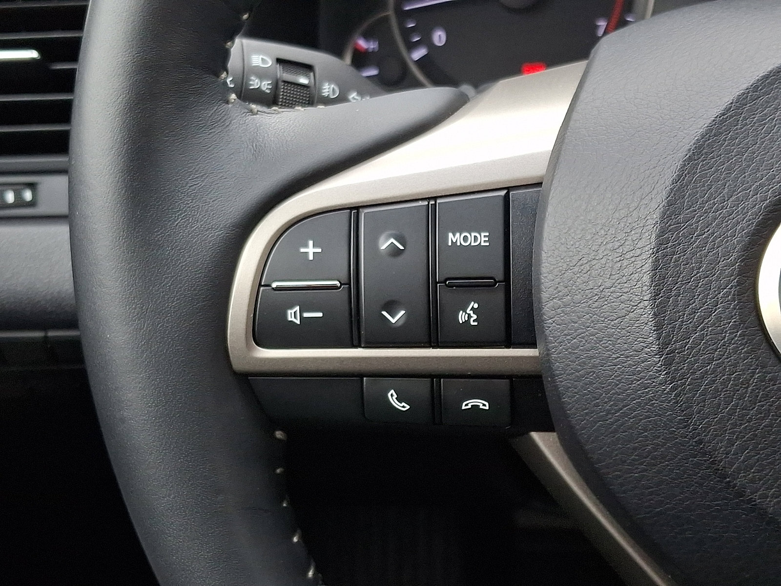 Used 2019 Lexus RX 350 Premium w/ Navigation Package image 22