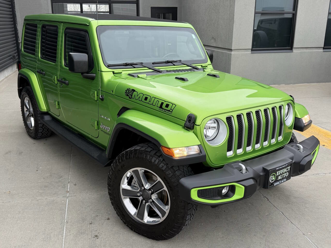 Used 2019 Jeep Wrangler Unlimited Sahara image 6
