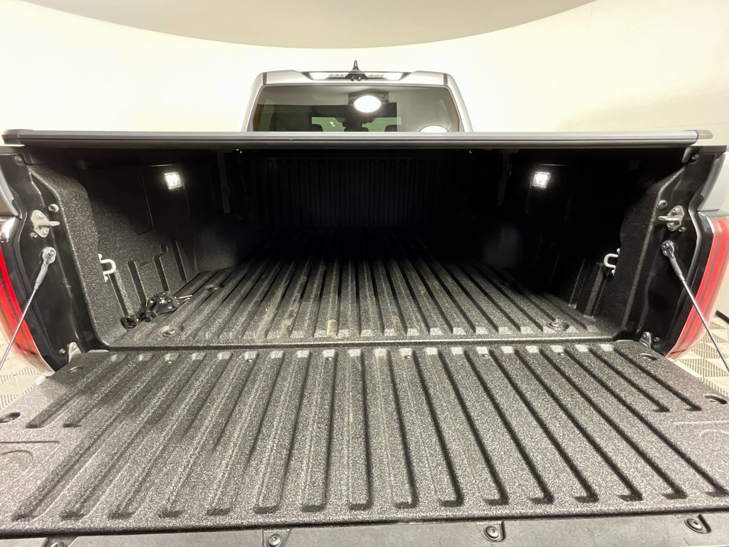 Used 2023 Toyota Tundra Platinum image 29