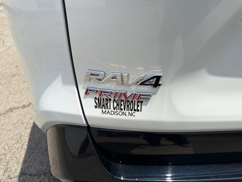 Used 2022 Toyota RAV4 XSE w/ Weather Package AWD/4WD image 17