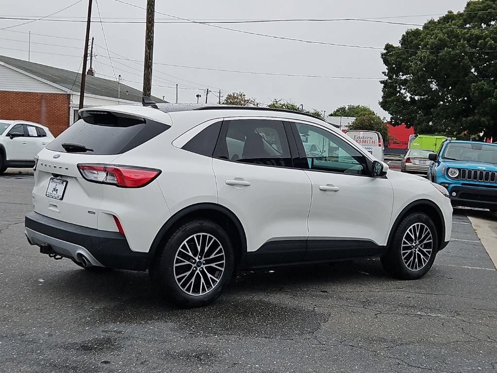 Used 2022 Ford Escape SEL w/ Technology Package FWD image 7