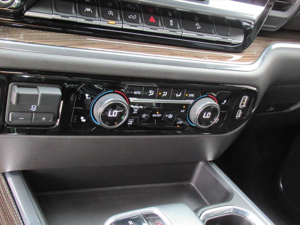 Used 2023 Chevrolet Silverado 1500 LT Trail Boss w/ Convenience Package II AWD/4WD image 26