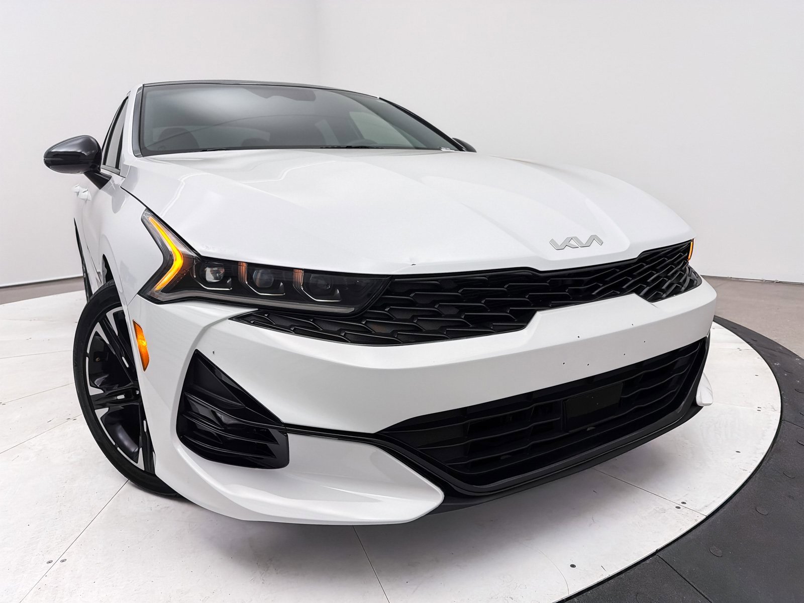 Used 2024 Kia K5 GT-Line image 2