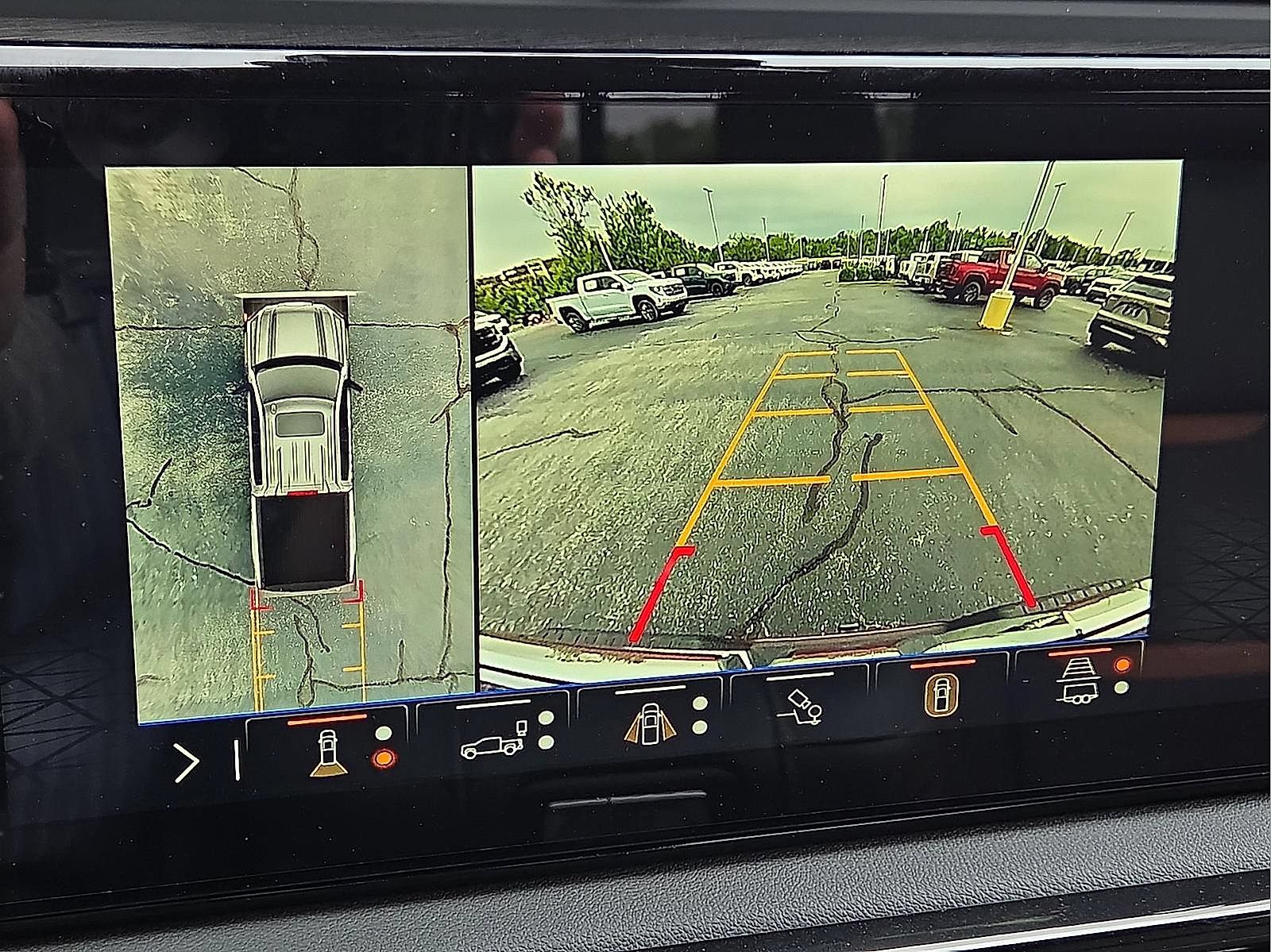 Used 2026 GMC Sierra 1500 AT4 w/ AT4 Premium Package AWD/4WD image 18