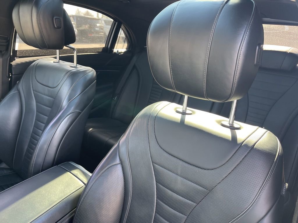 Used 2019 Mercedes-Benz S 560 4MATIC Sedan image 25