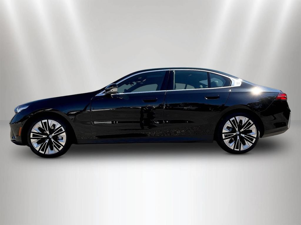 Used 2026 BMW 530i RWD image 8