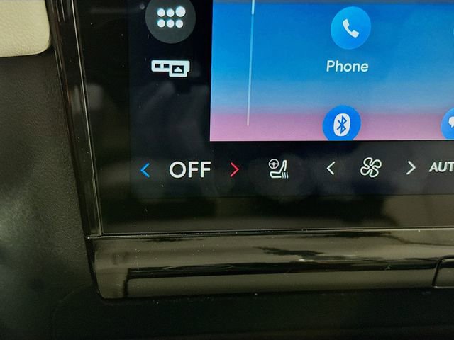 New 2025 Lincoln Navigator L Reserve image 16