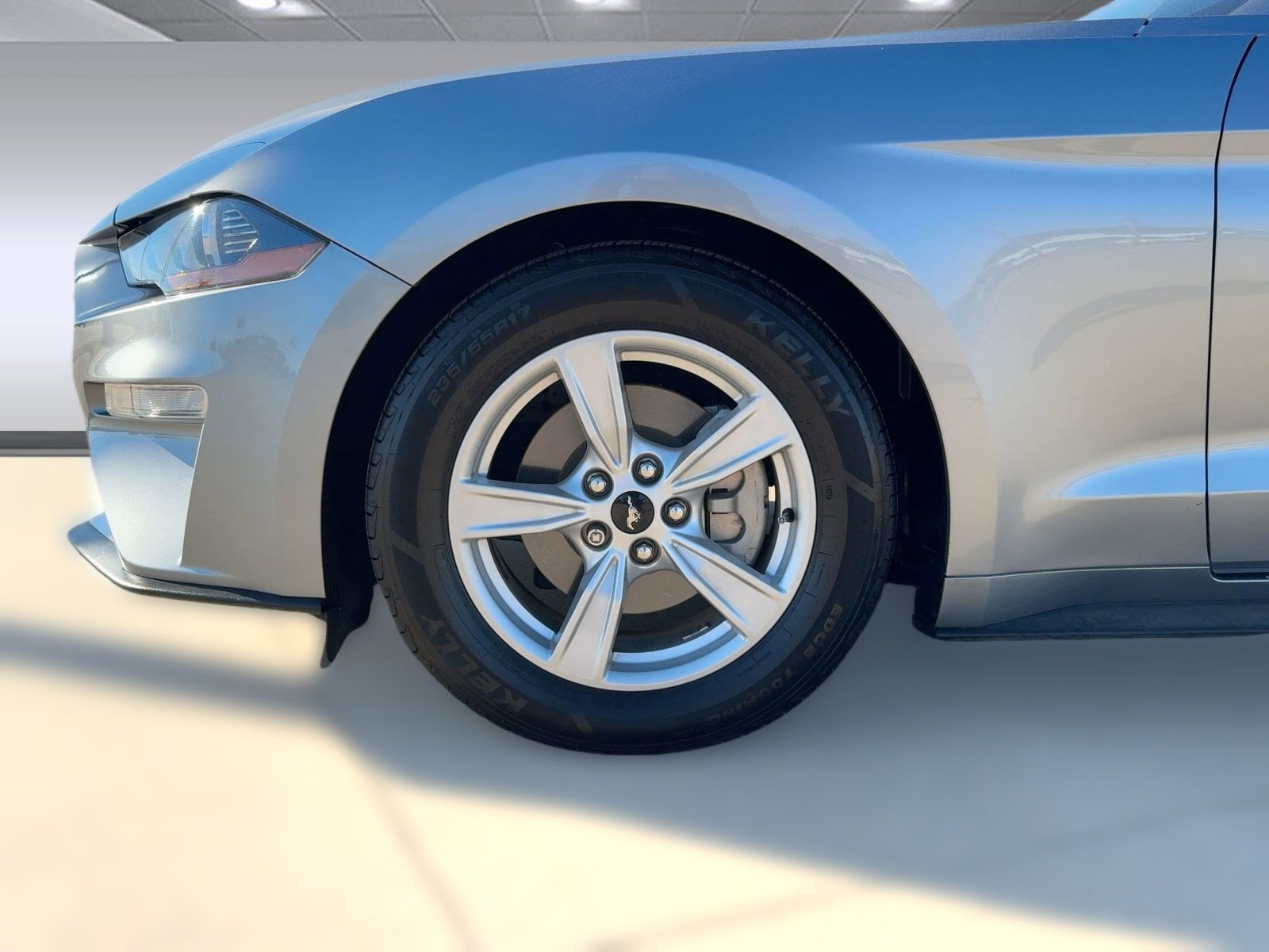 Used 2021 Ford Mustang Coupe image 11