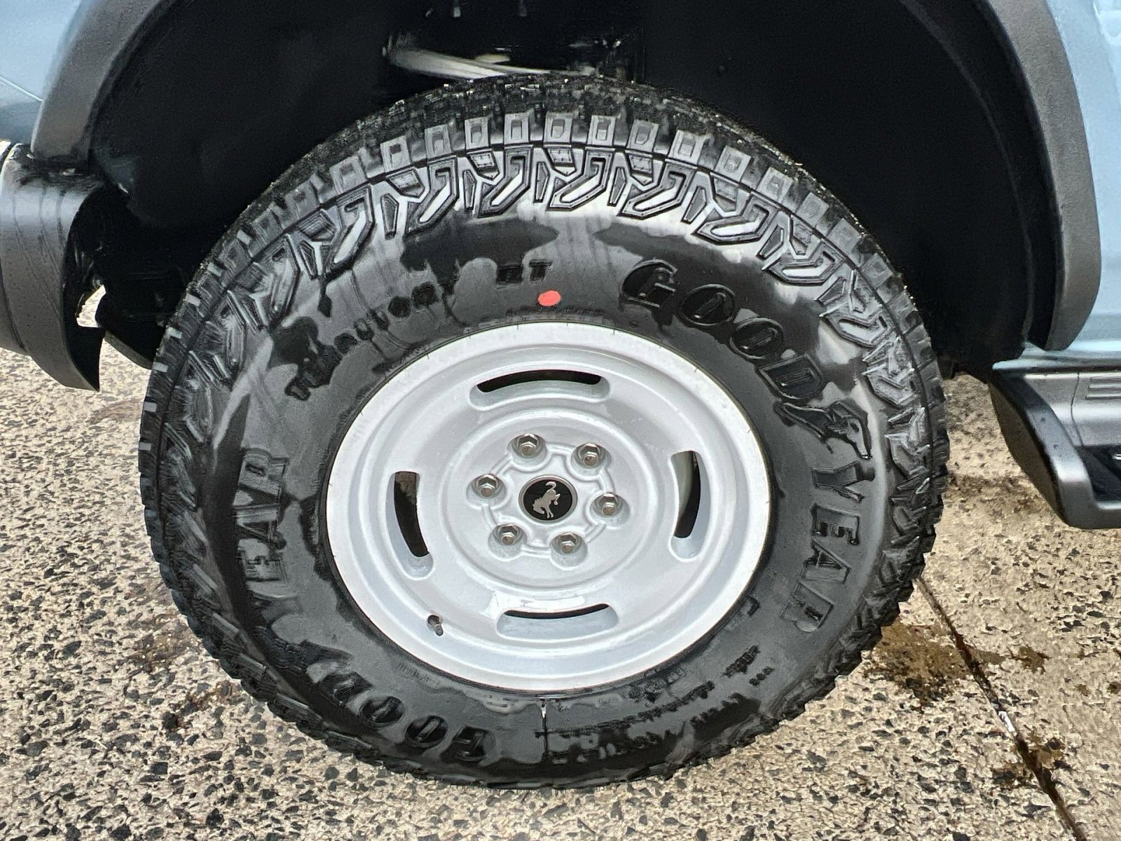 New 2025 Ford Bronco Heritage Edition image 12