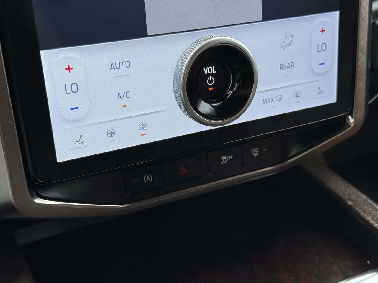 Used 2024 Ford Expedition King Ranch image 20