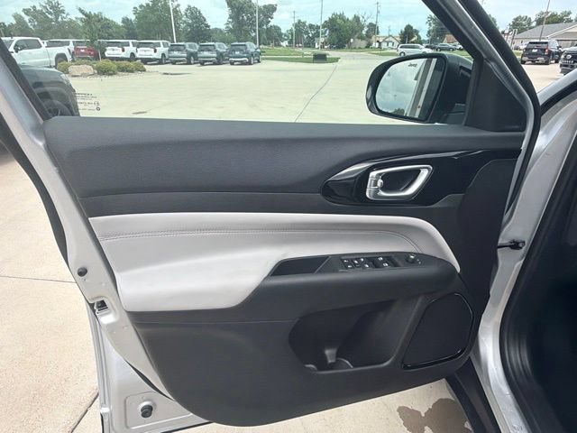 New 2026 Jeep Compass Limited AWD/4WD image 11