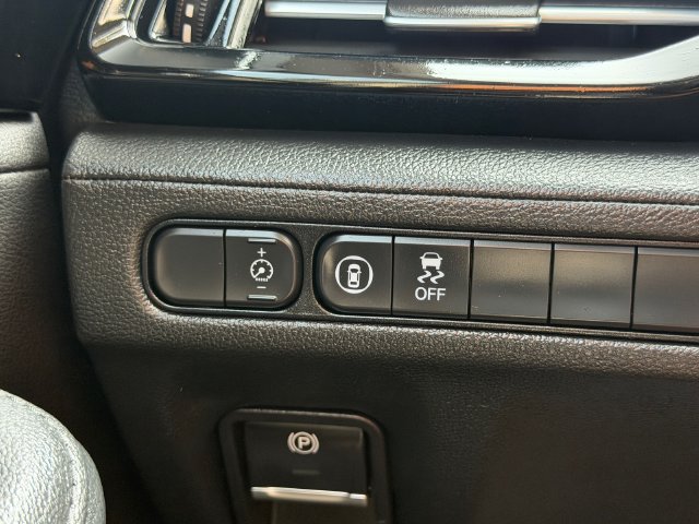 Certified 2025 Acura MDX SH-AWD image 28