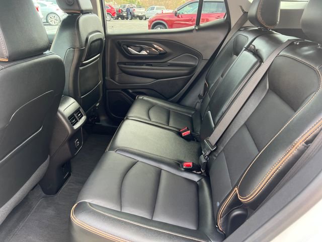 Used 2023 GMC Terrain AT4 image 18