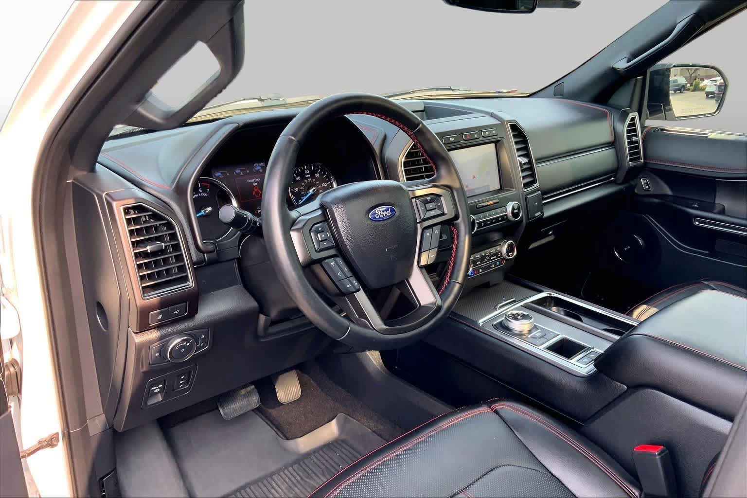 Used 2021 Ford Expedition Limited RWD image 16