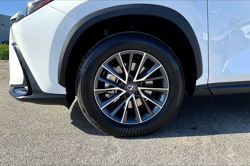 Used 2026 Lexus NX 350 AWD w/ Accessory Package (K3) image 34