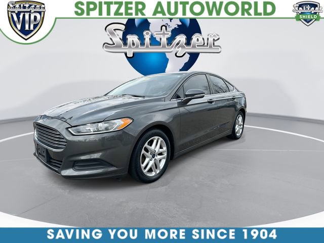 Used 2015 Ford Fusion SE FWD image 4