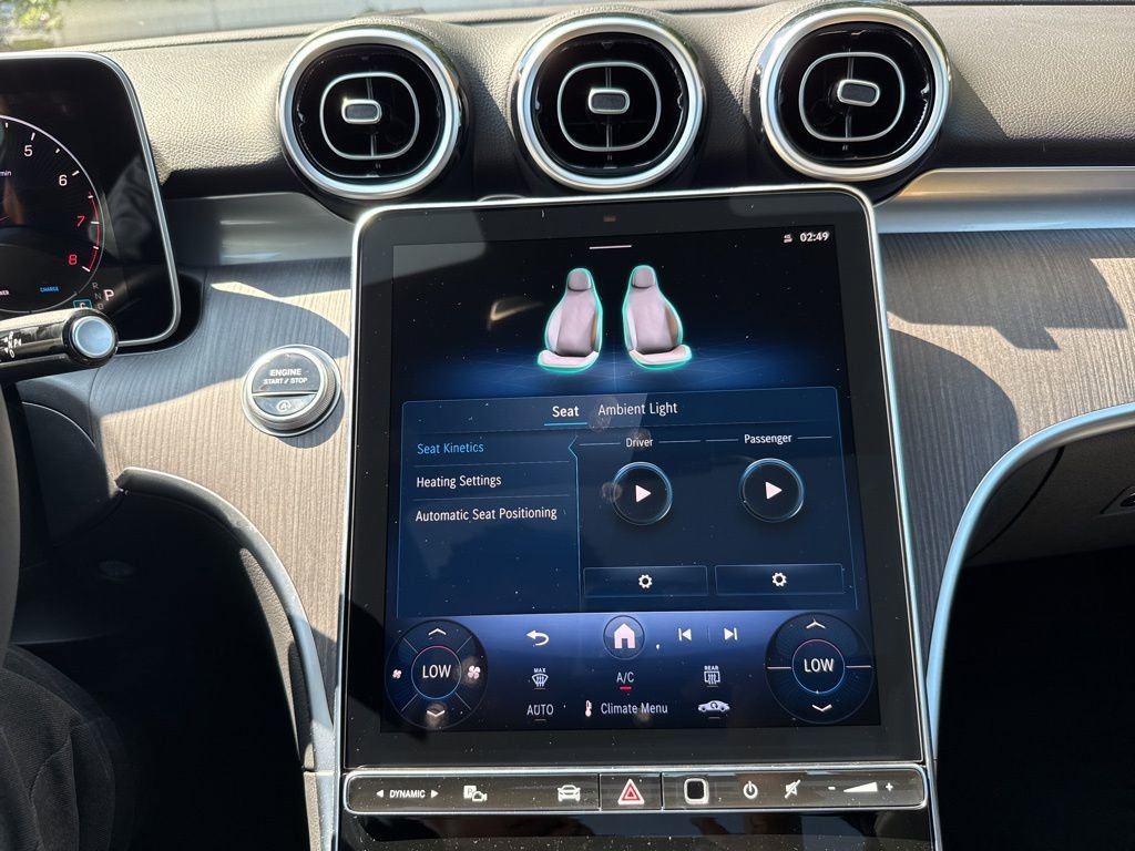 New 2025 Mercedes-Benz C 300 4MATIC Sedan image 33