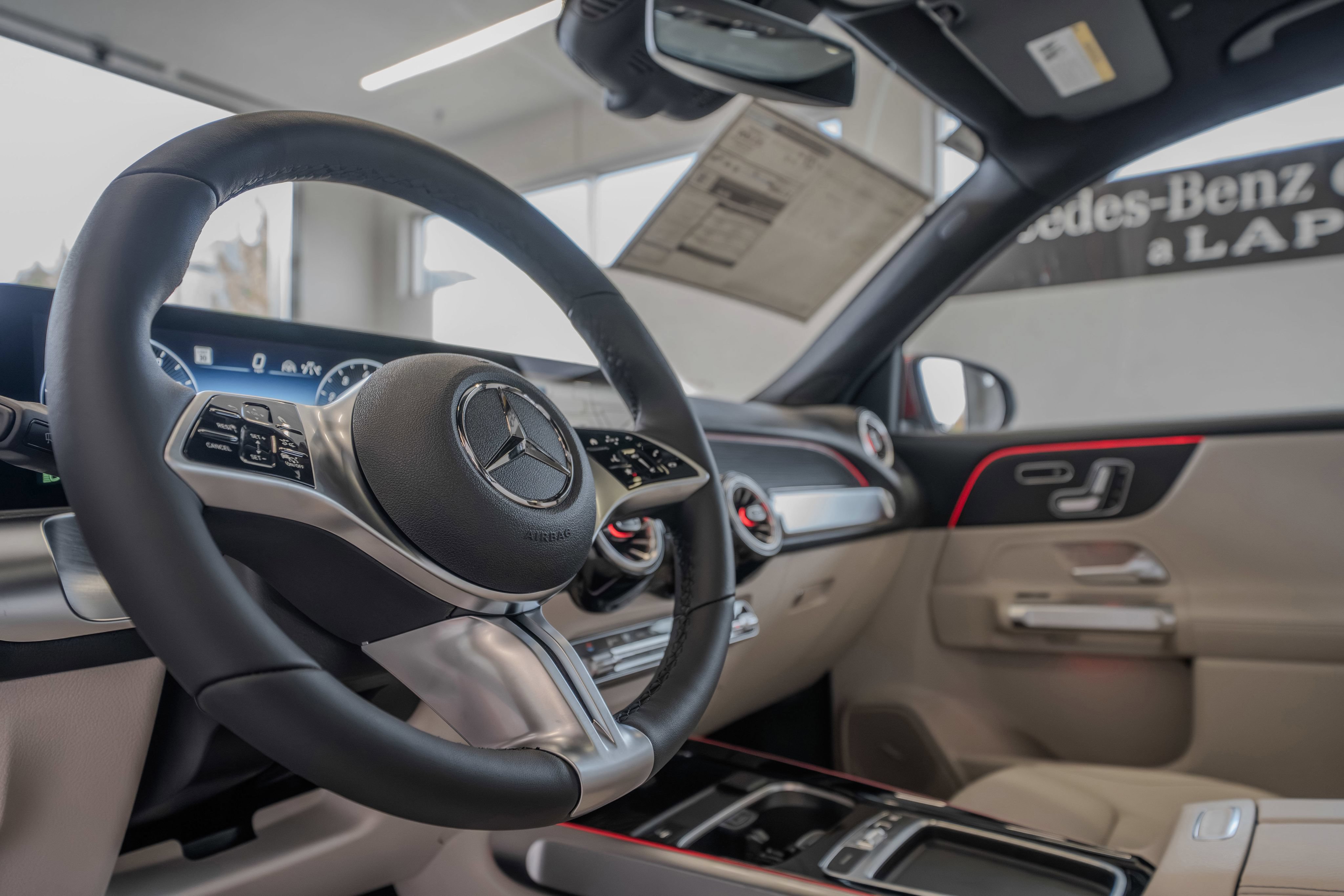 Certified 2026 Mercedes-Benz GLB 250 4MATIC image 7