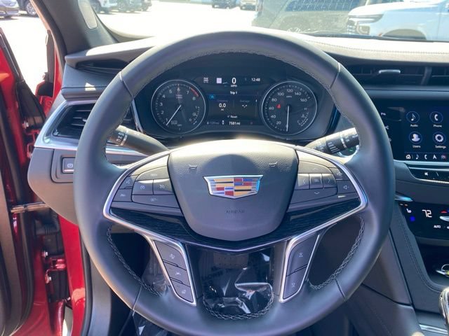 Used 2026 Cadillac XT5 Premium Luxury w/ Driver Assist Package AWD/4WD image 21