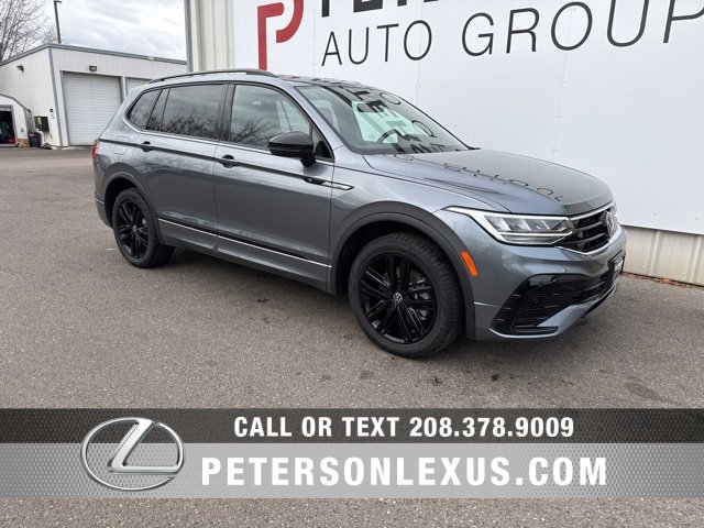 Used 2022 Volkswagen Tiguan SE R-Line