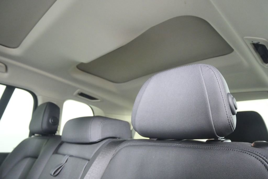 Used 2021 BMW X7 xDrive40i w/ Premium Package image 17