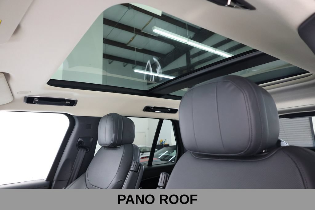 Used 2024 Land Rover Range Rover SE AWD/4WD image 22
