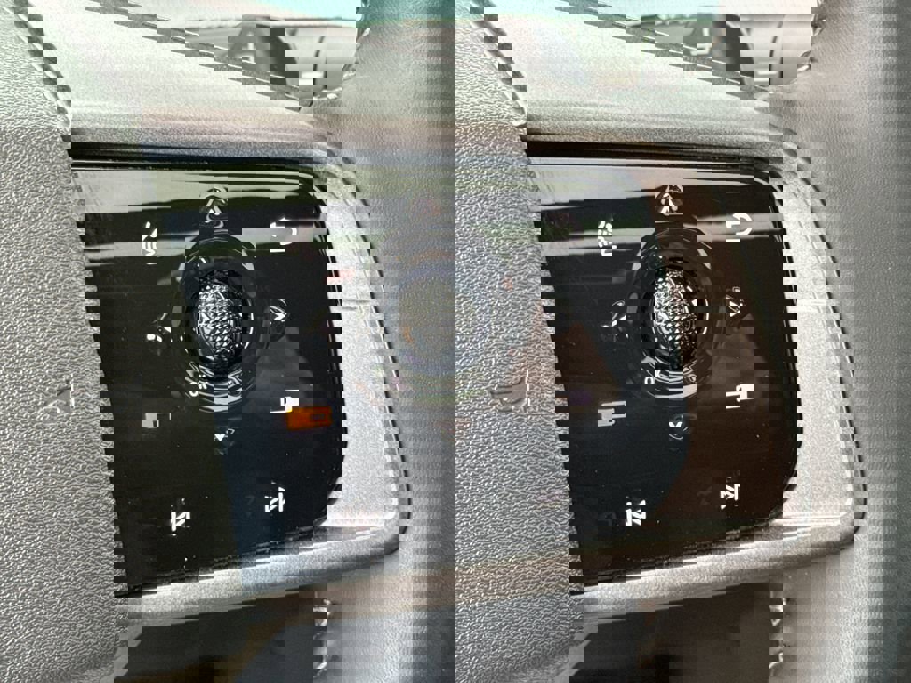 Used 2025 Nissan Murano SL image 22