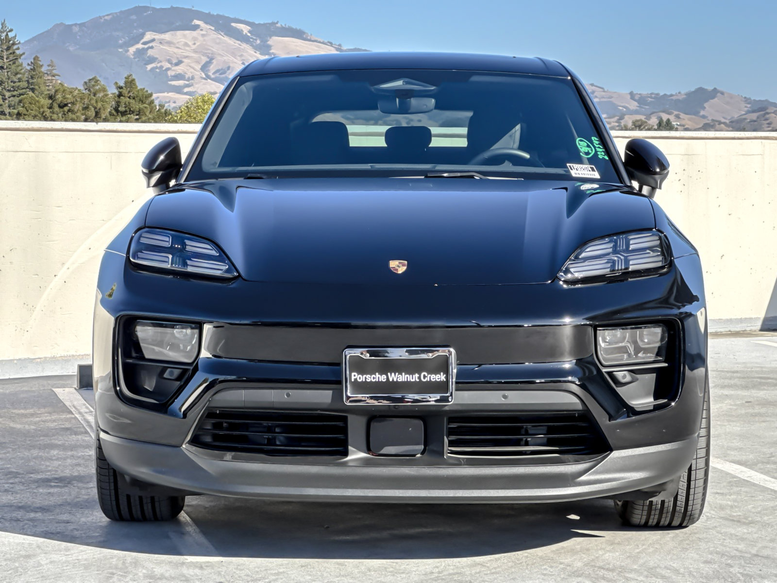Used 2025 Porsche Macan Electric RWD image 12