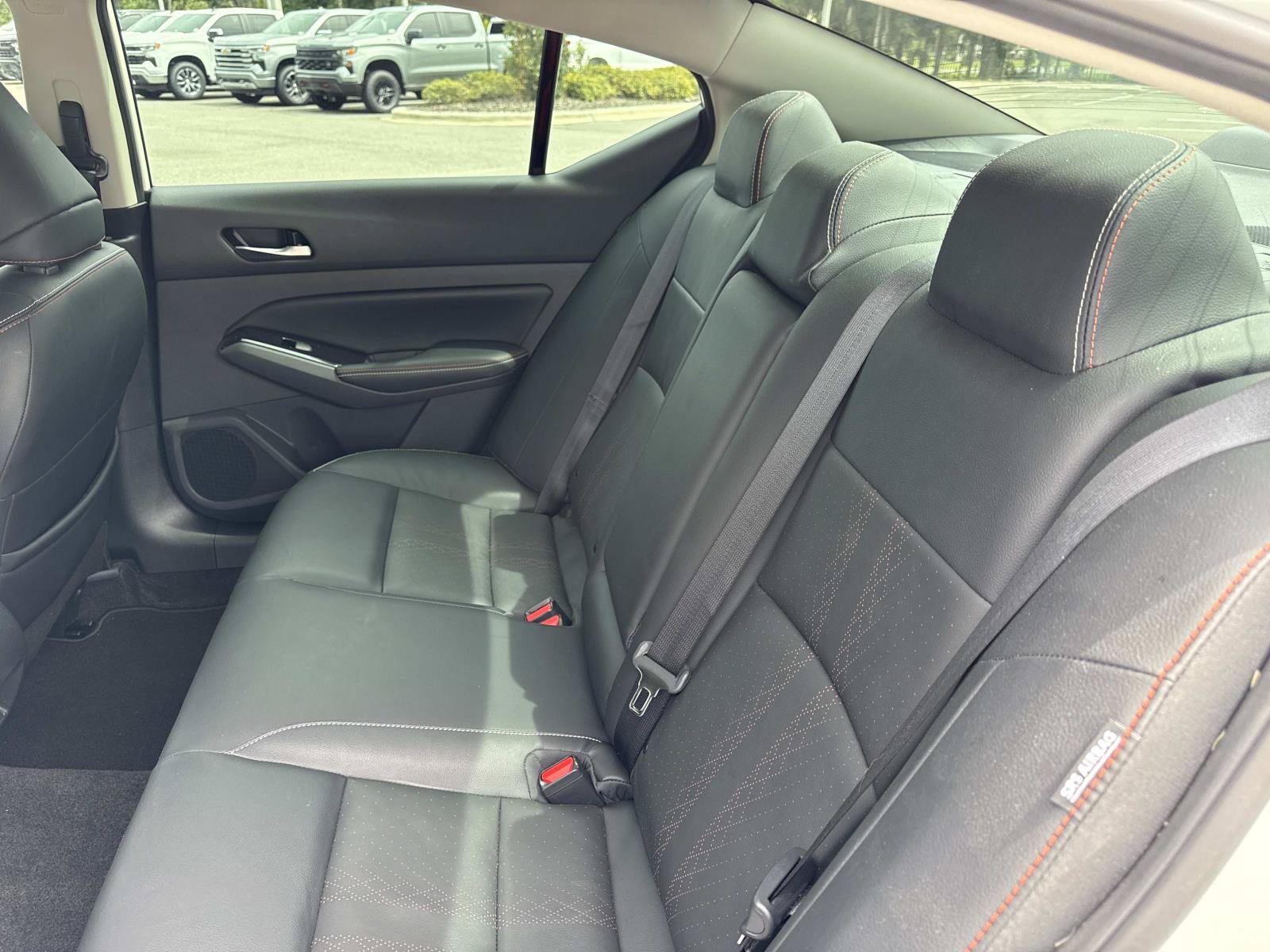 Used 2024 Nissan Altima 2.5 SR w/ SR Premium Package FWD image 11