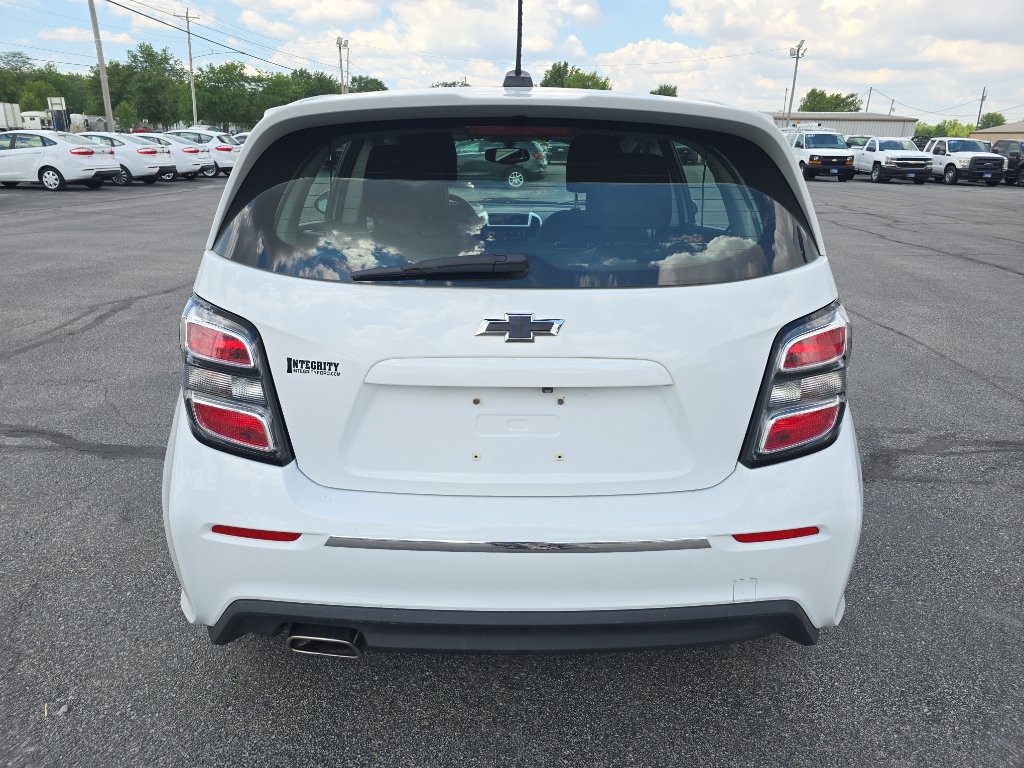 Used 2018 Chevrolet Sonic LT FWD image 7