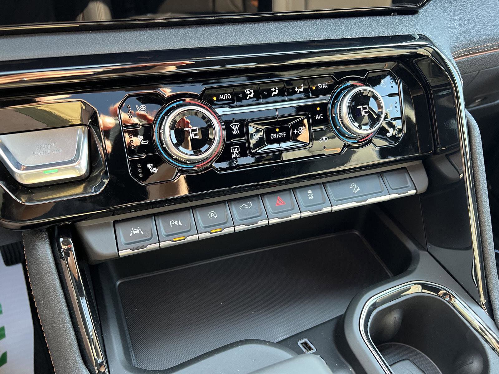 New 2026 GMC Sierra 1500 AT4 w/ AT4 Premium Package image 36