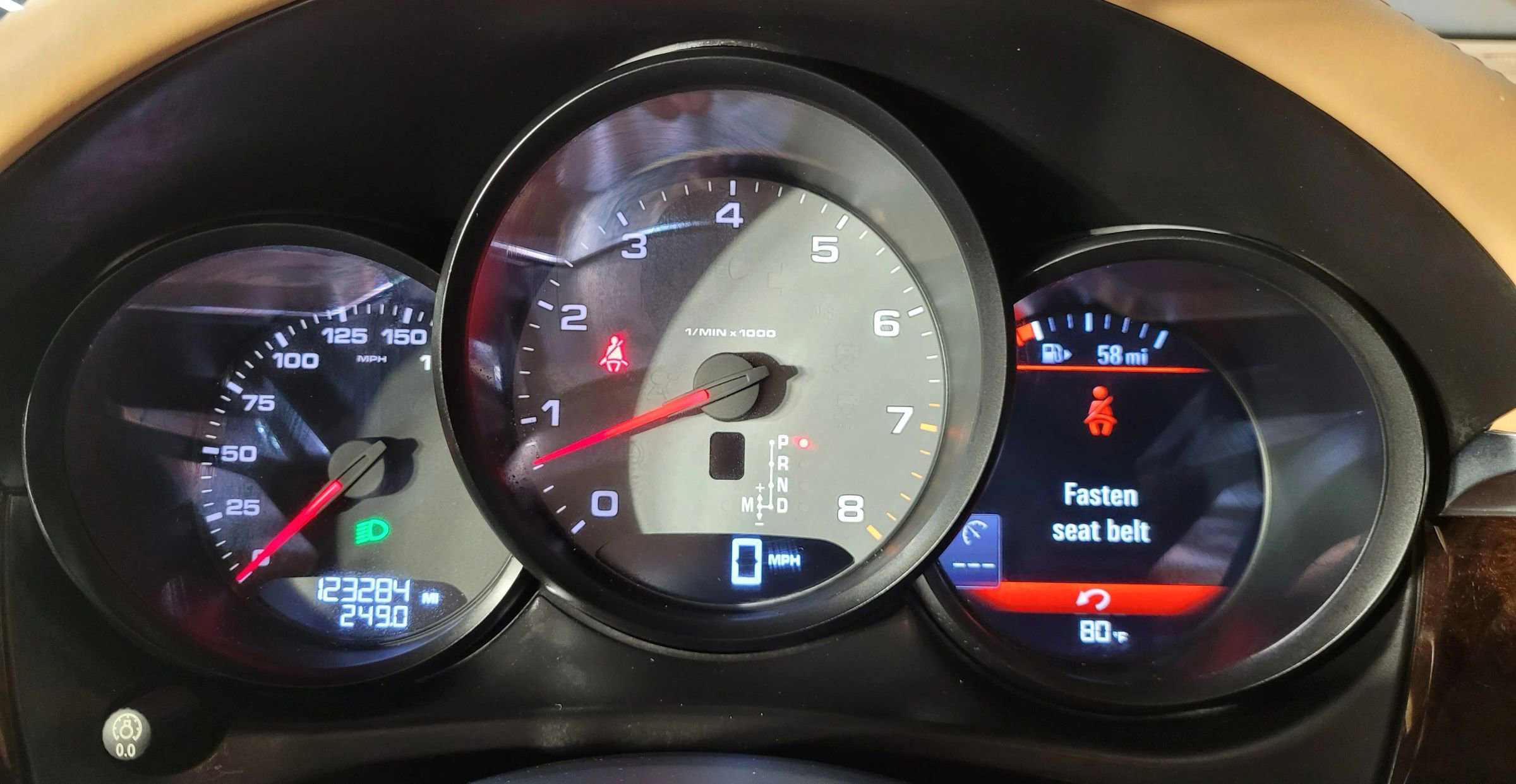 Used 2015 Porsche Macan S AWD/4WD image 26