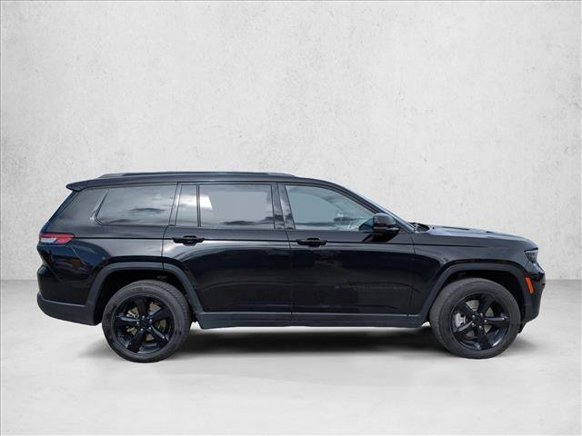 Used 2023 Jeep Grand Cherokee L Altitude image 4