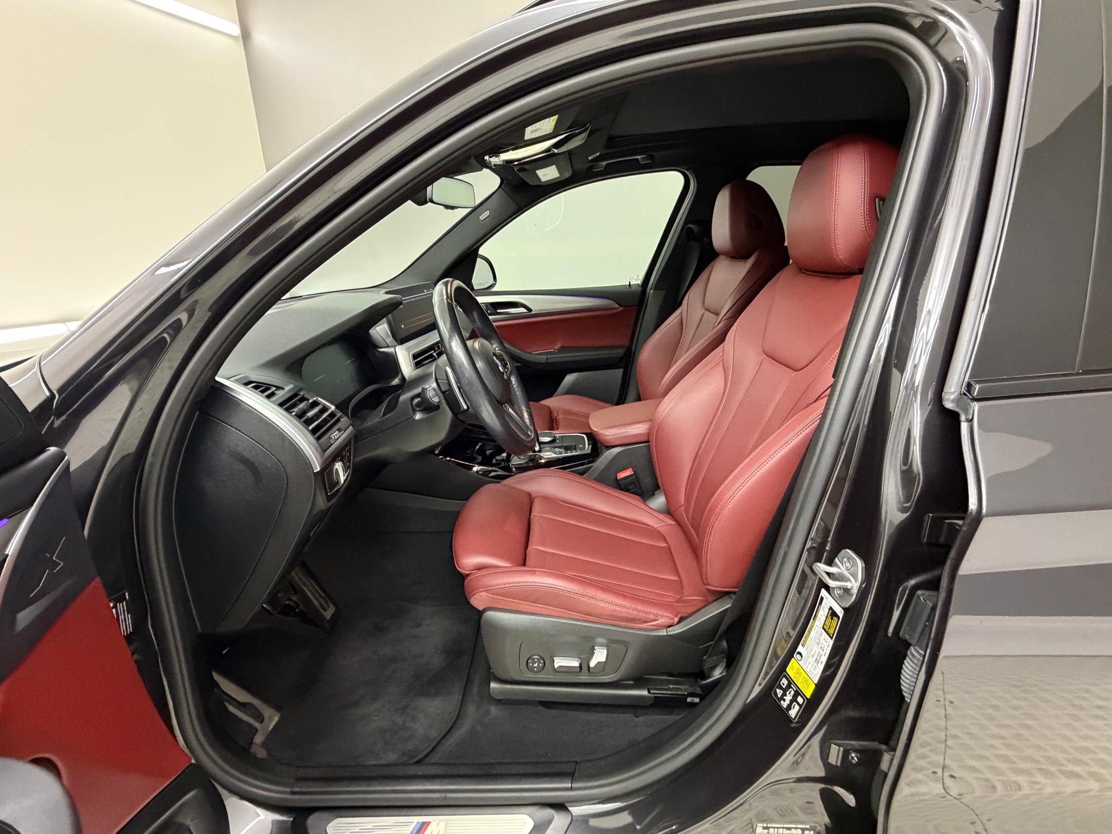 Used 2022 BMW X3 xDrive30i w/ M Sport Package 2 AWD/4WD image 5