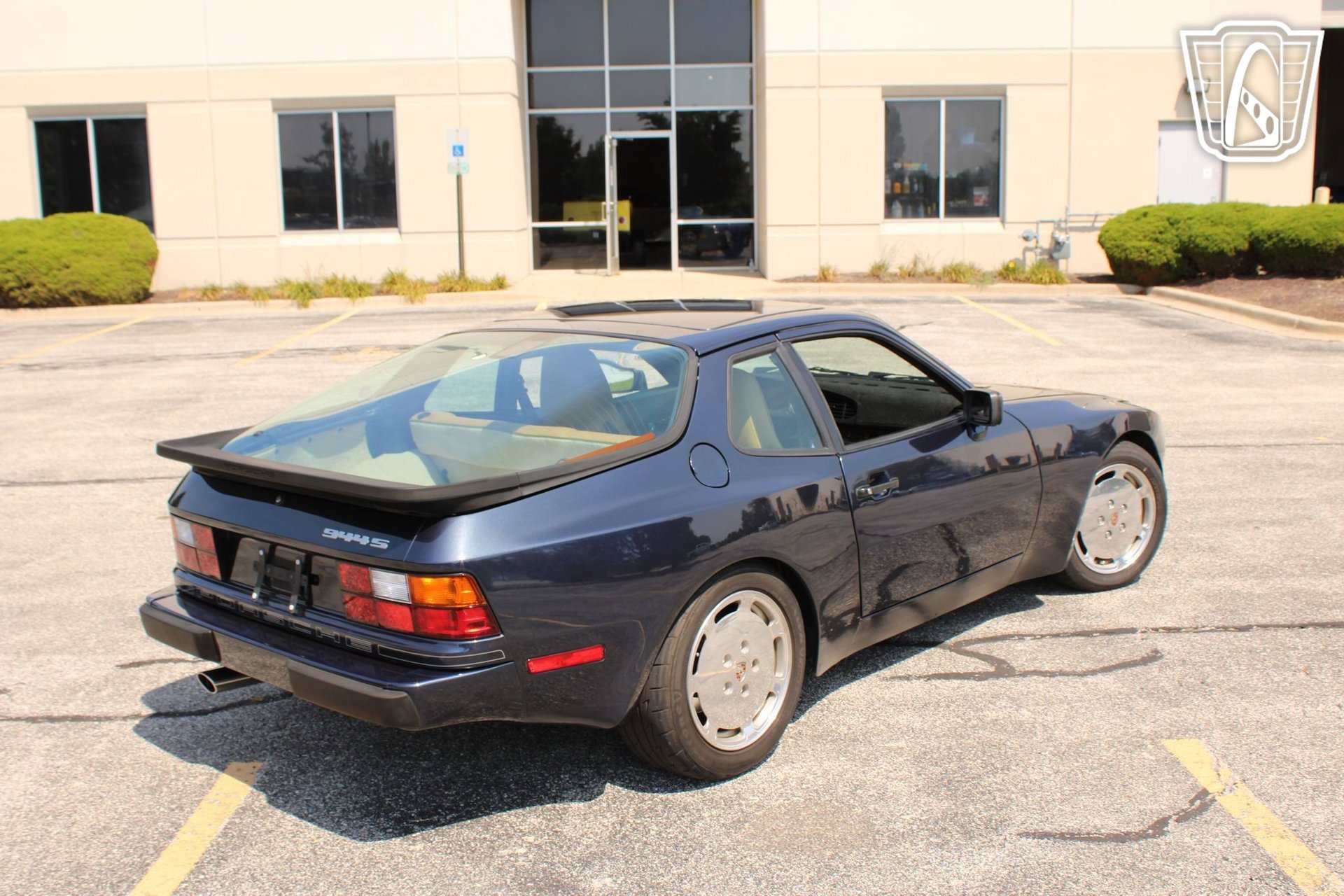Used 1987 Porsche 944 S image 34